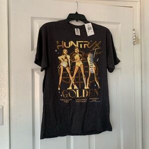 NWT K Pop Demon Hunters T-Shirt Size Medium